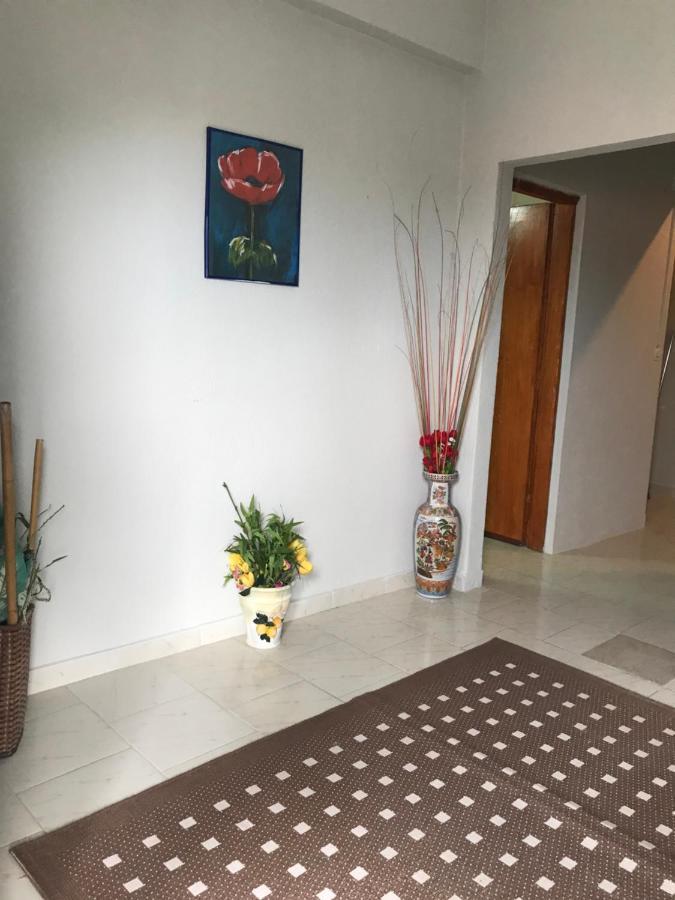 Rena Apartments アスプロヴァルタ エクステリア 写真
